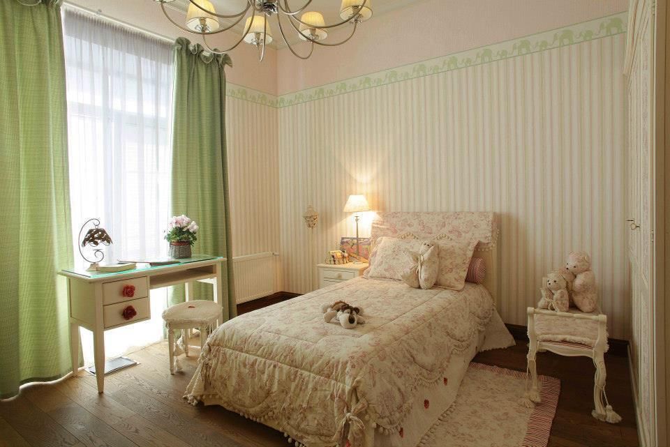 Загородный дом 360м2, Tatiana Ivanova Design Tatiana Ivanova Design Habitaciones para niños de estilo clásico