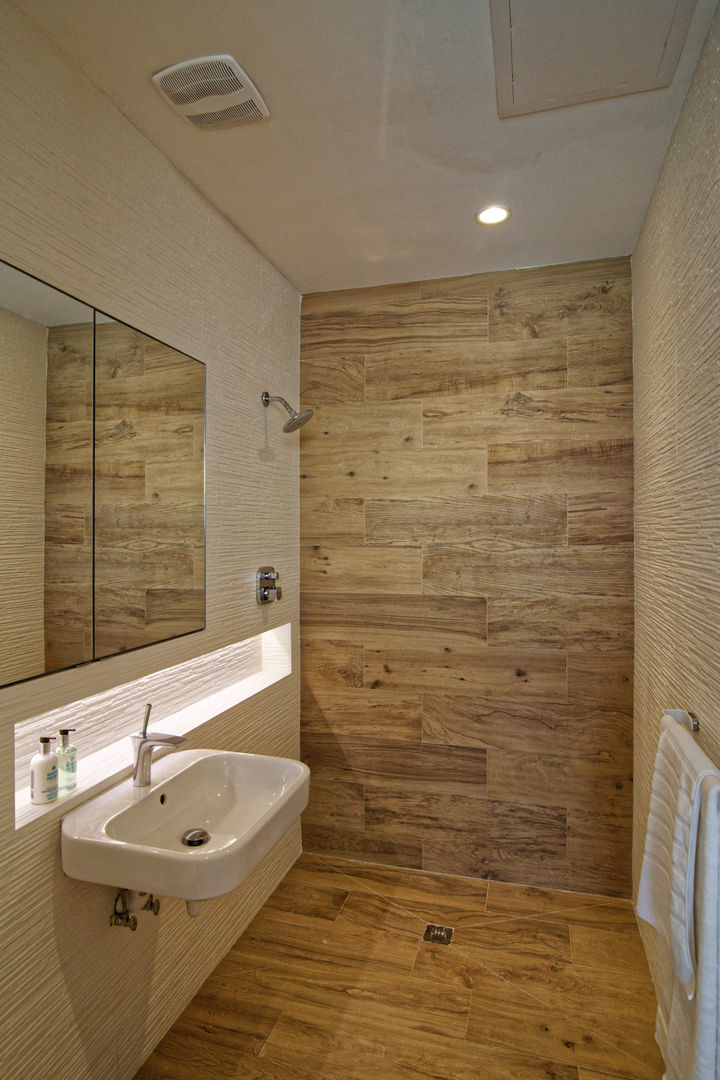 Rum Point, Tye Architects Tye Architects Modern Banyo