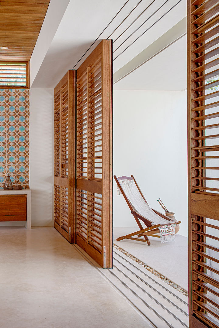 homify Balcones y terrazas de estilo tropical