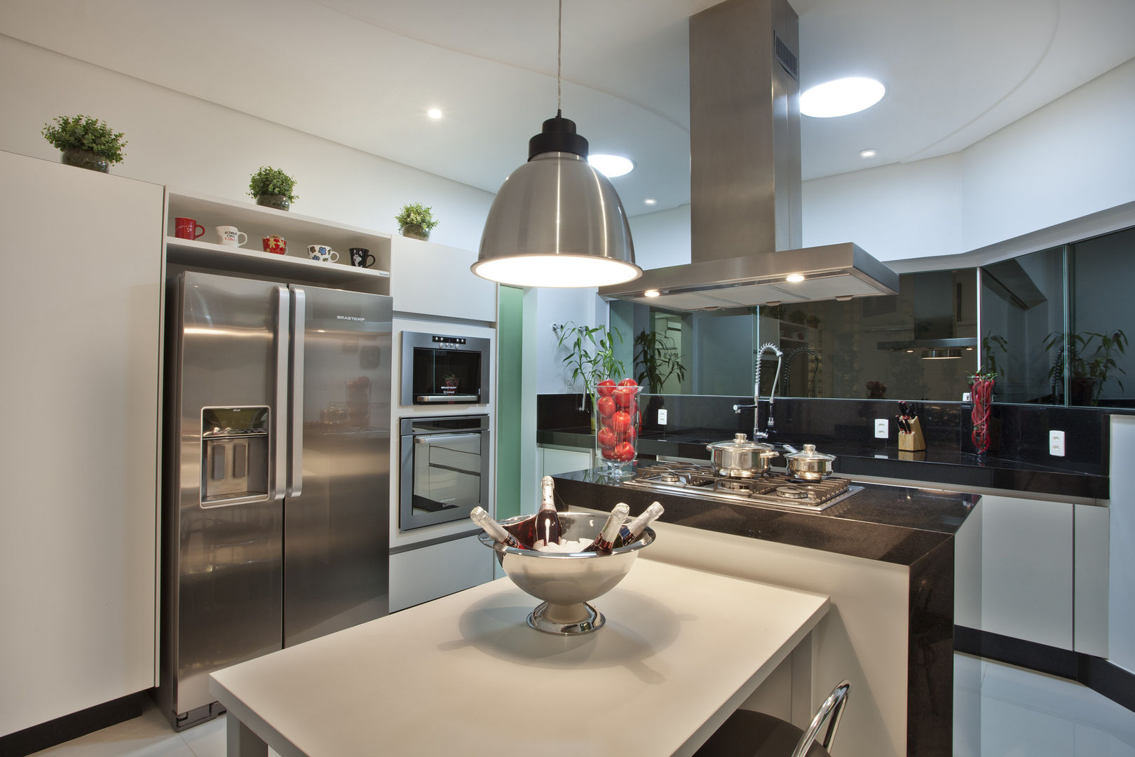 homify Modern Kitchen