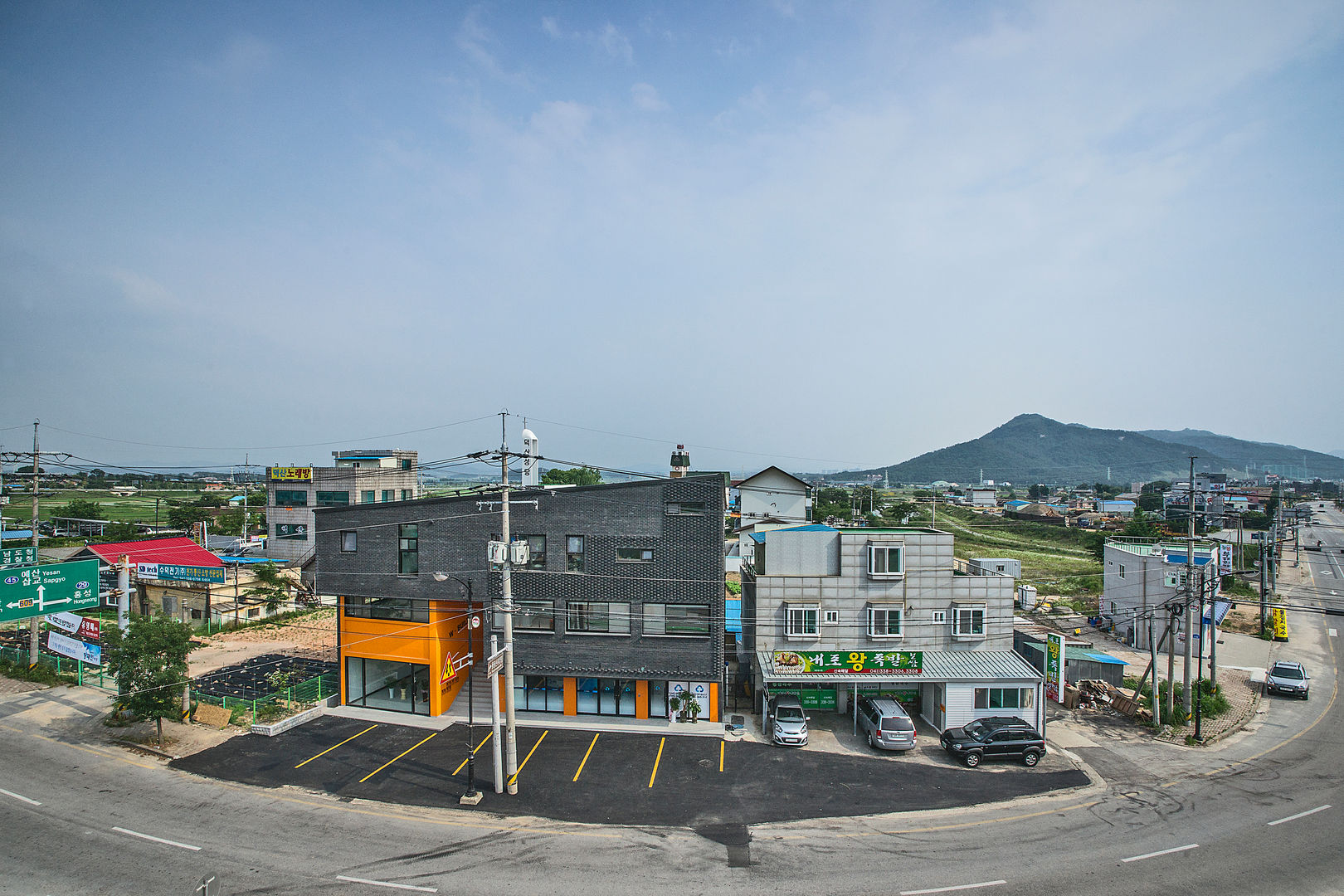 덕산 W-Building, JYA-RCHITECTS JYA-RCHITECTS Nowoczesne domy