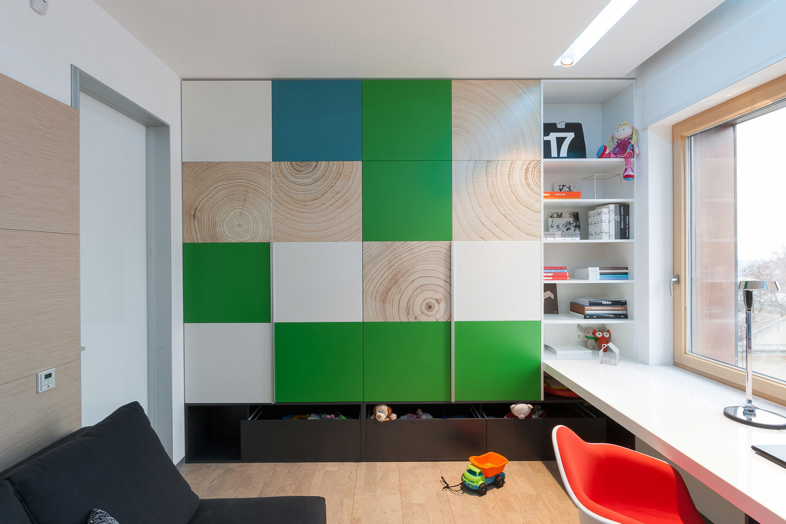 apartment V-21, VALENTIROV&PARTNERS VALENTIROV&PARTNERS Nursery/kid’s room