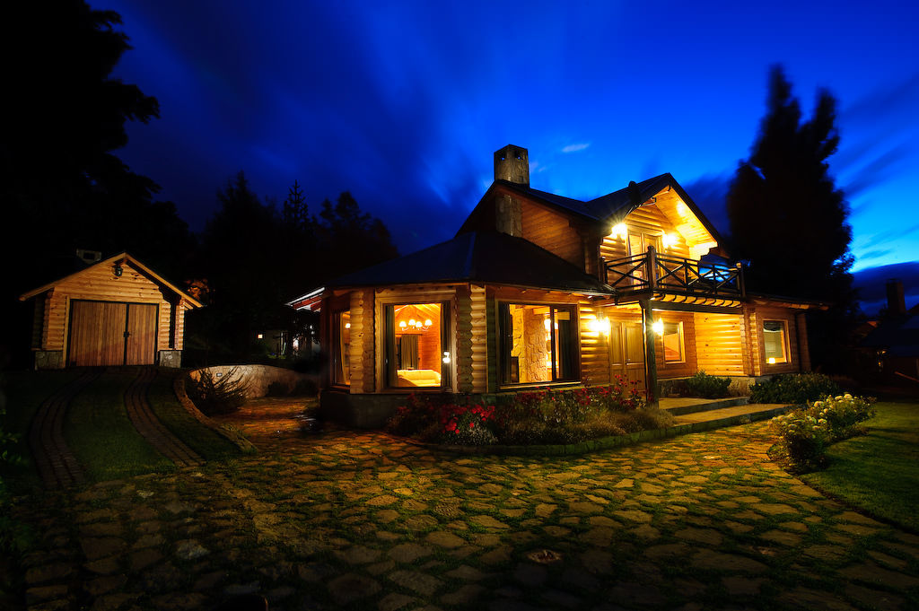 Casa Amancay Ι San Martín de los Andes, Neuquén. Argentina., Patagonia Log Homes - Arquitectos - Neuquén Patagonia Log Homes - Arquitectos - Neuquén 獨棟房 木頭 Wood effect