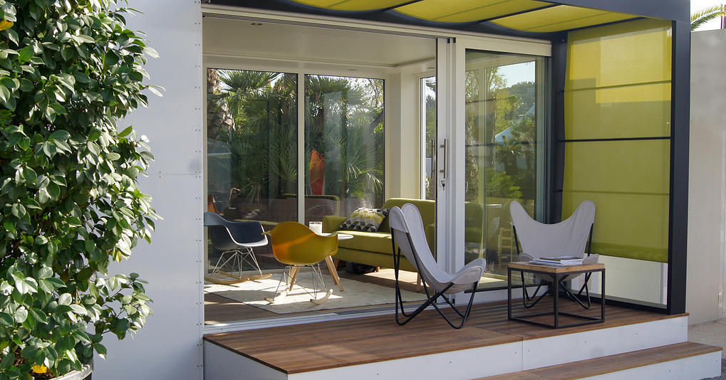 Studio jardin, .oboo-outdoor .oboo-outdoor Balcones y terrazas modernos