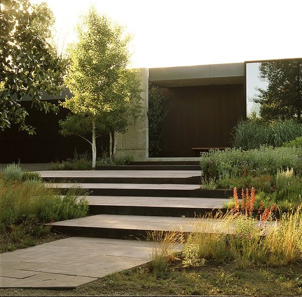 homify Modern garden