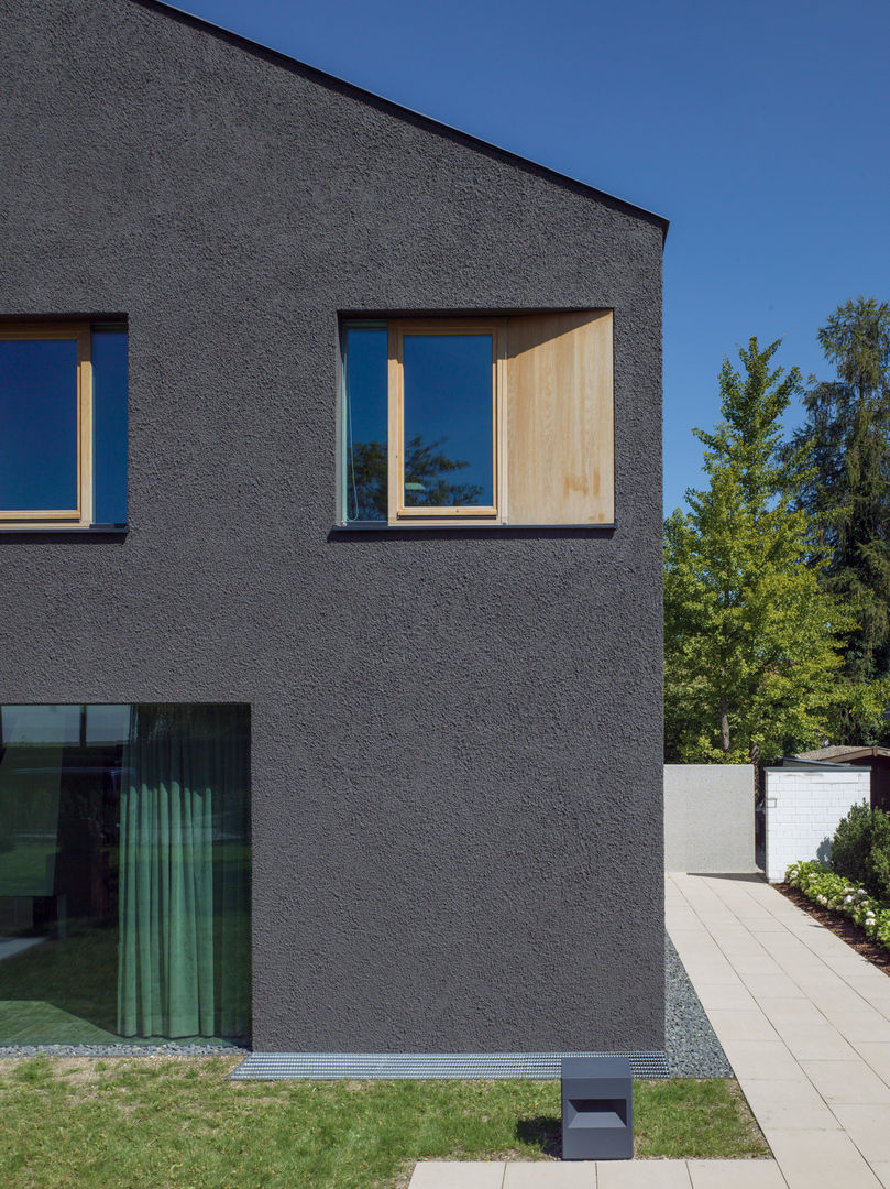 Krailing, Unterlandstättner Architekten Unterlandstättner Architekten Modern Windows and Doors