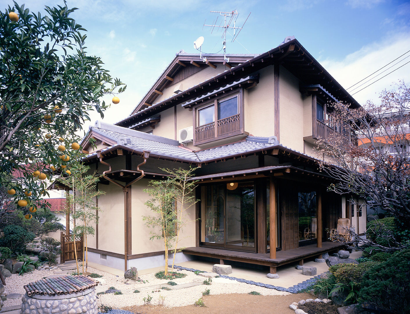 鳴滝の家, 鶴巻デザイン室 鶴巻デザイン室 Casas de estilo asiático