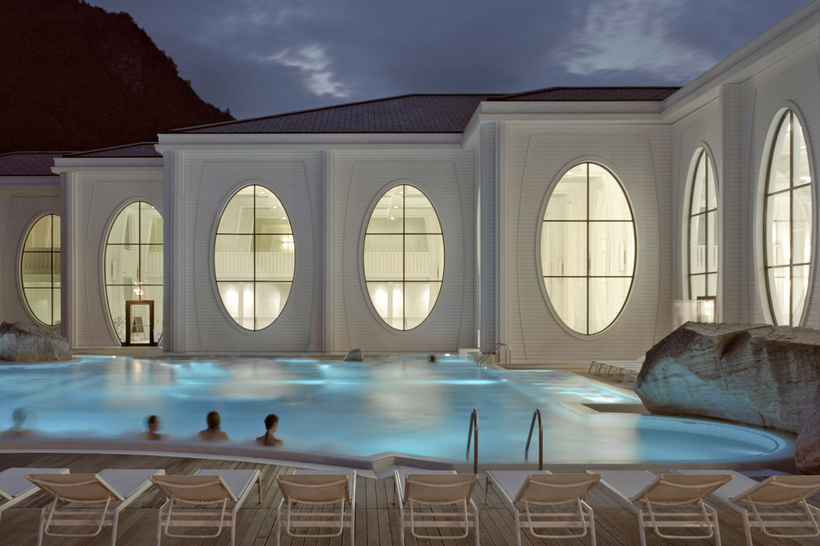 Tamina Therme, Bad Ragaz, Smolenicky & Partner Architektur GmbH Smolenicky & Partner Architektur GmbH Коммерческие помещения Ресторации