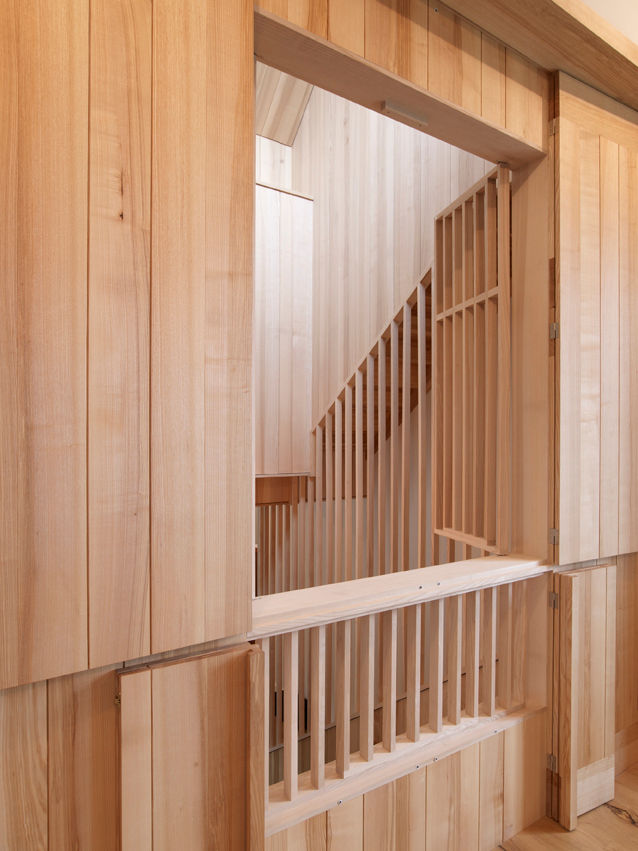 WOHNHAUS IN KÜSNACHT (2010), Käferstein & Meister Dipl. Architekten ETH BSA SIA Käferstein & Meister Dipl. Architekten ETH BSA SIA Modern Corridor, Hallway and Staircase