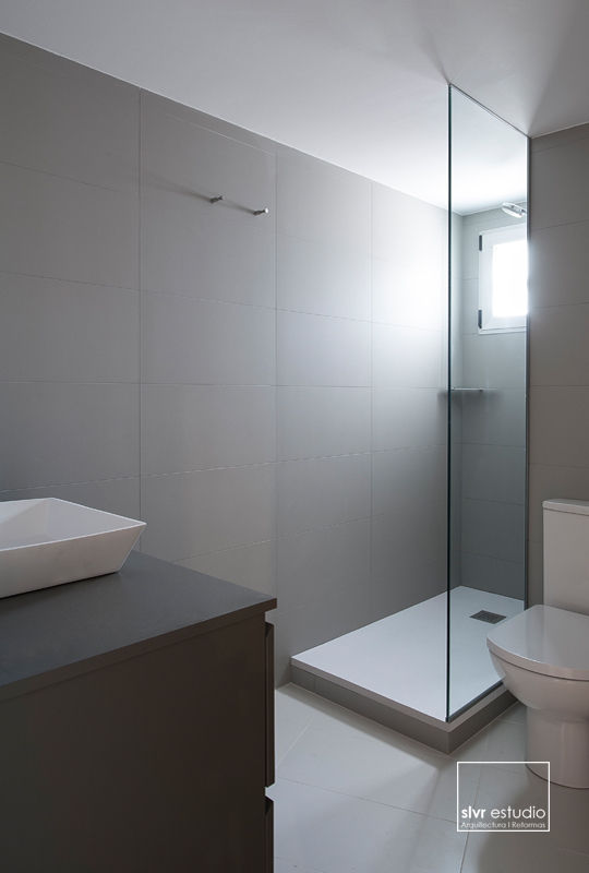 Casa L&J, slvr estudio slvr estudio Bathroom