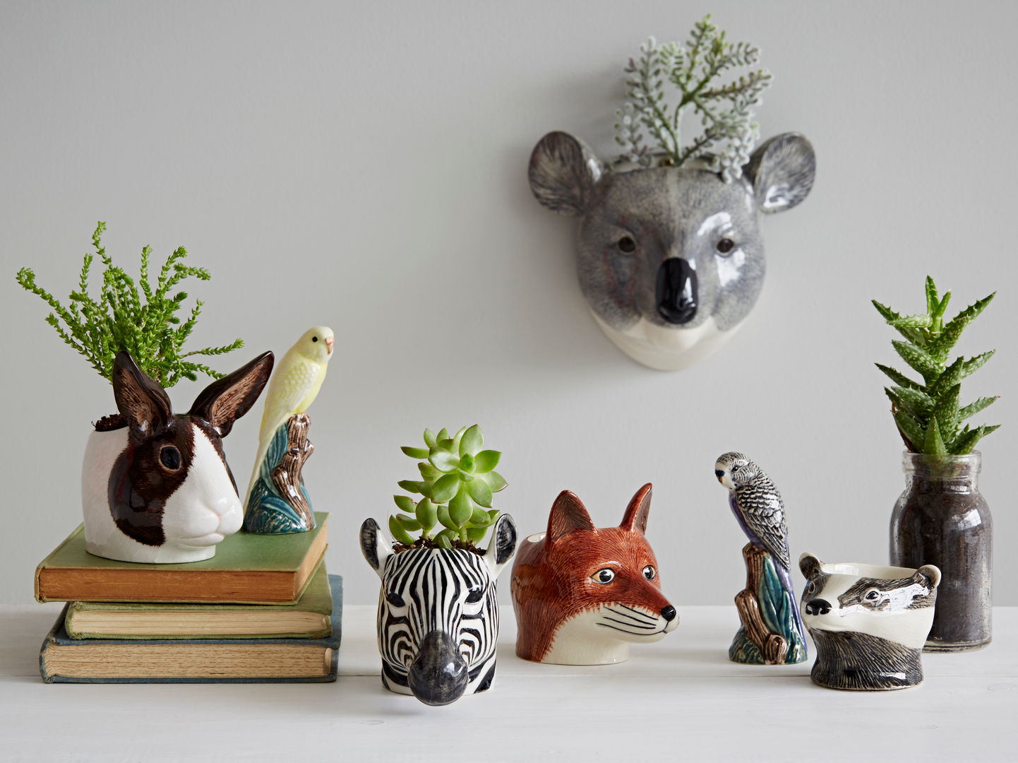 Animal Head Wall Vase rigby & mac Salas de estilo ecléctico Accesorios y decoración