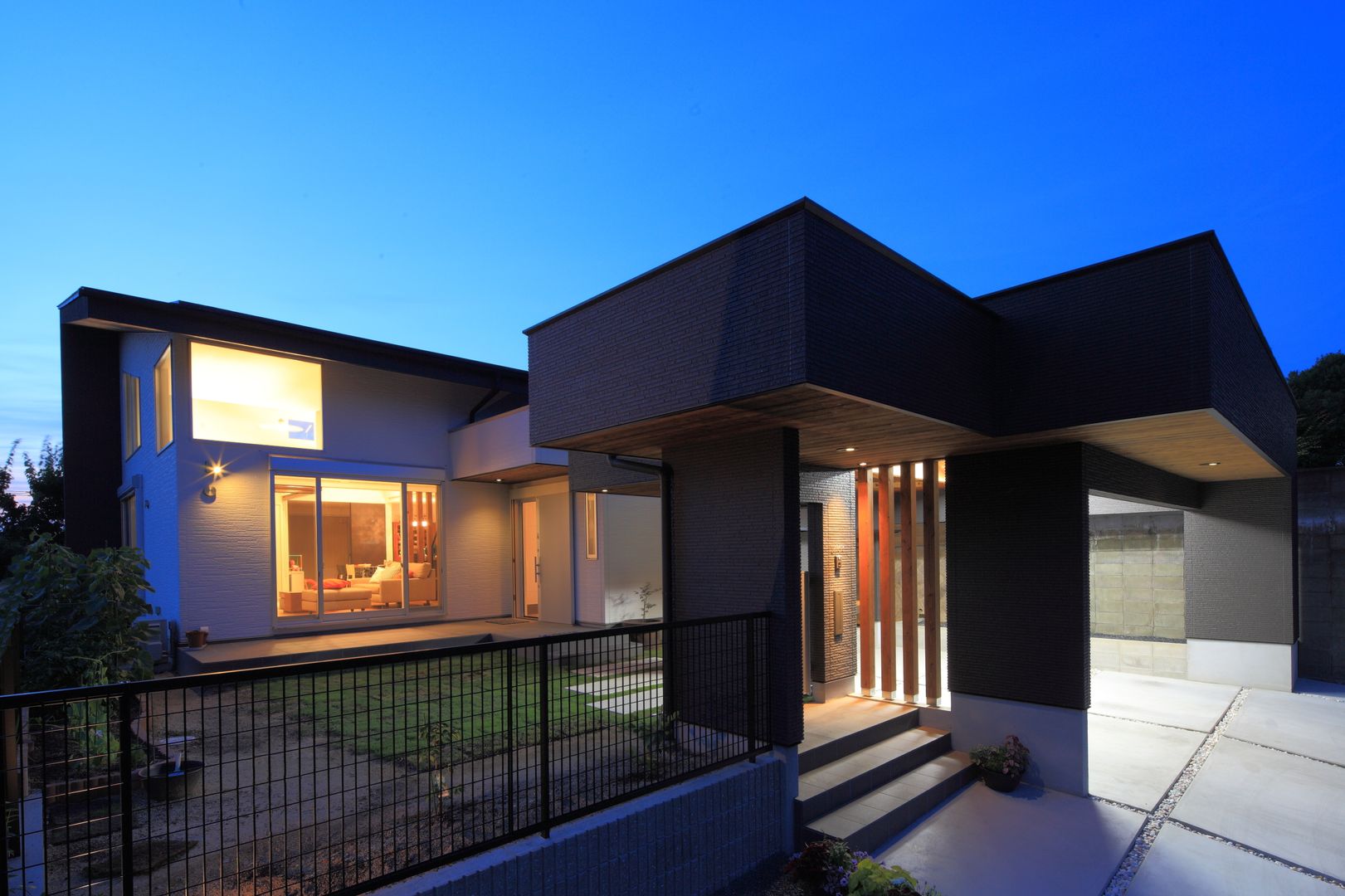 OKK House , artect design - アルテクト デザイン artect design - アルテクト デザイン Дома в эклектичном стиле