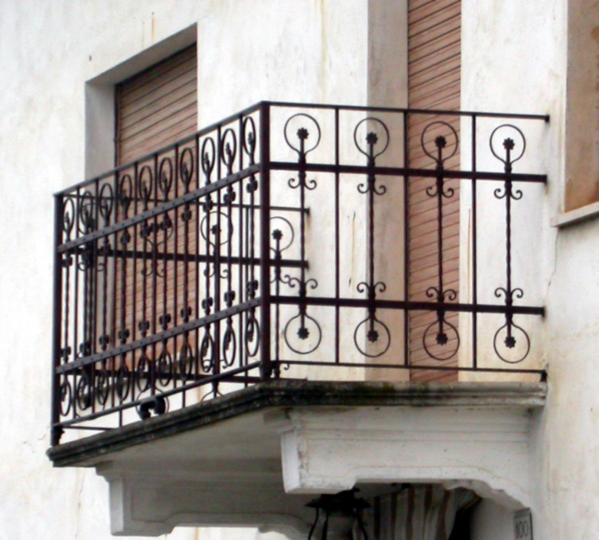 Conservare e inventare Casa, Zuhause Claudio Molinari Zuhause Claudio Molinari Balcones y terrazas eclécticos