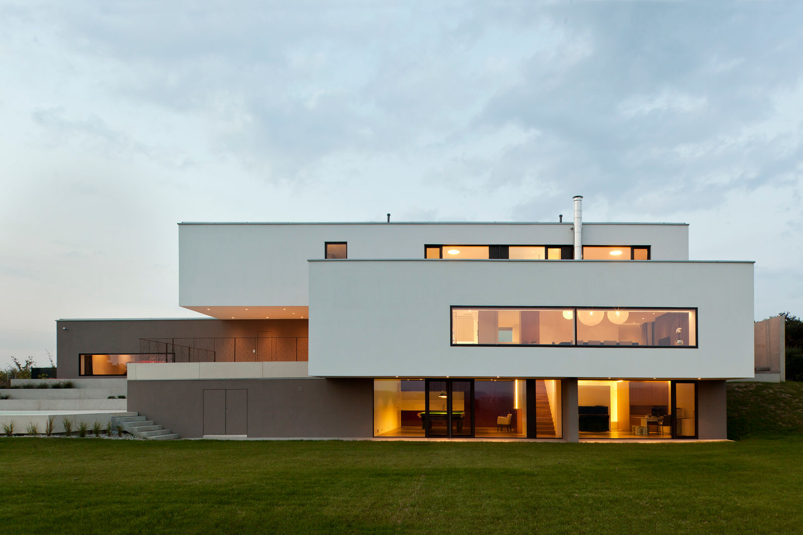 Wohnhaus P. - Oberösterreich, Frohring Ablinger Architekten Frohring Ablinger Architekten Дома в стиле модерн