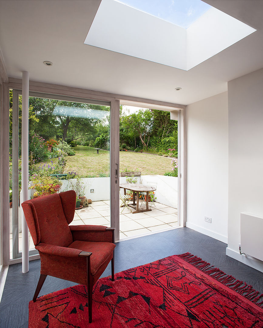 Private House in Epsom, Surrey, Francesco Pierazzi Architects Francesco Pierazzi Architects Modern conservatory