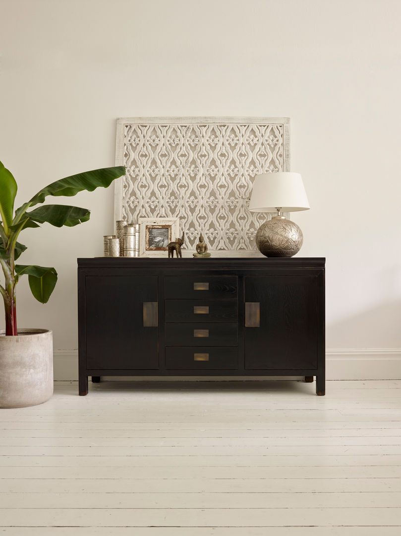 Small Canton Black Sideboard LOMBOK غرفة السفرة خزانات وبوفيه