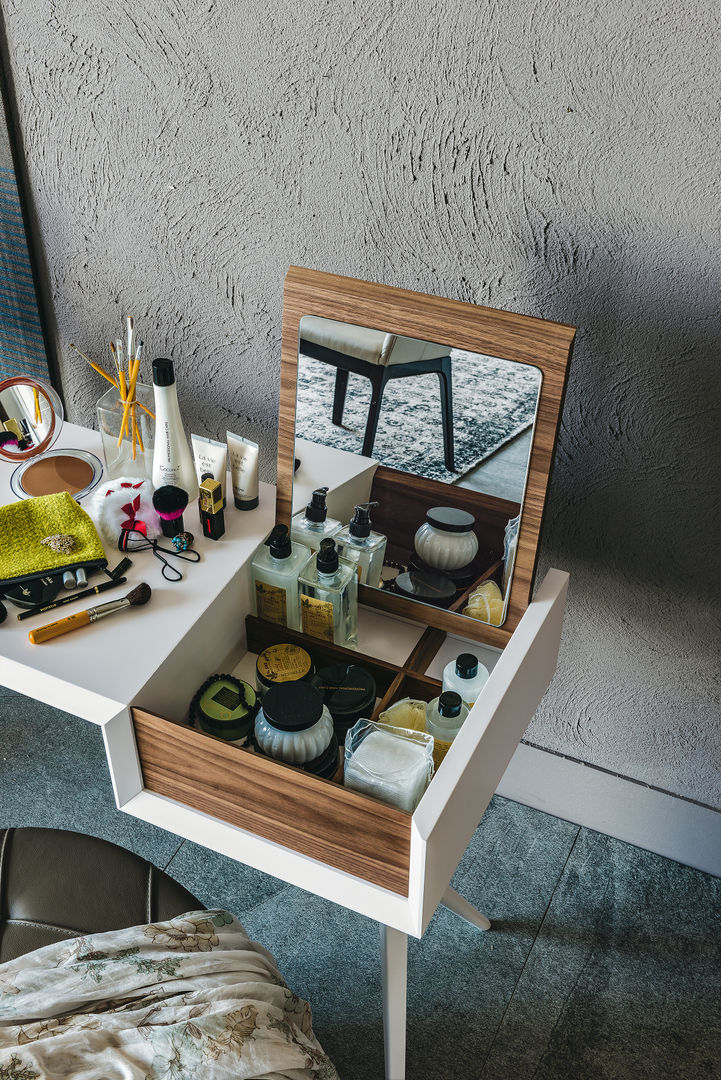 BATIK, Versat Versat Kamar Tidur Modern Dressing tables