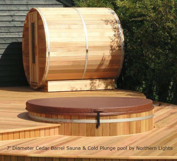 Cedar Barrel Sauna Cedar Hot Tubs UK Jardines eclécticos