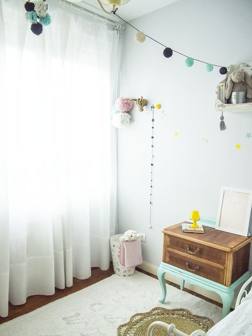 Piezas restauradas con encanto, Tu Cajon Vintage Shop Tu Cajon Vintage Shop Nursery/kid’s room