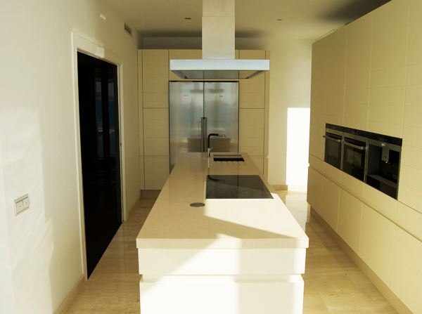 Cocina Estilo Minimalista, Marfesa Stone Marfesa Stone 미니멀리스트 주방