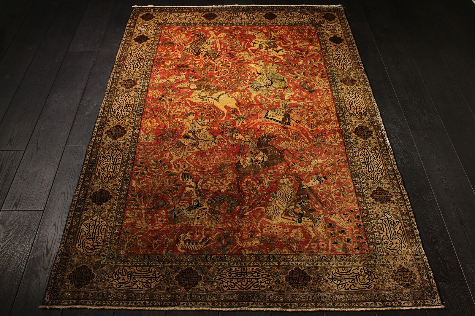 Persian Silk Vintage , Sarmatia Trading Sarmatia Trading 클래식스타일 거실 실크 황색 액세서리 & 장식