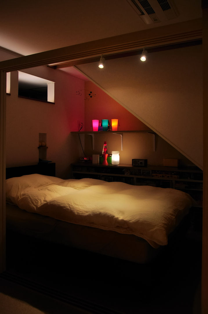 黒川の家, 株式会社アトリエカレラ 株式会社アトリエカレラ Minimalist bedroom