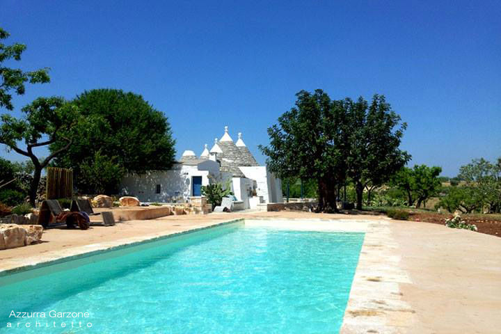 Complesso trulli. Valle d'Itria, Azzurra Garzone architetto Azzurra Garzone architetto Mediterranean style pool