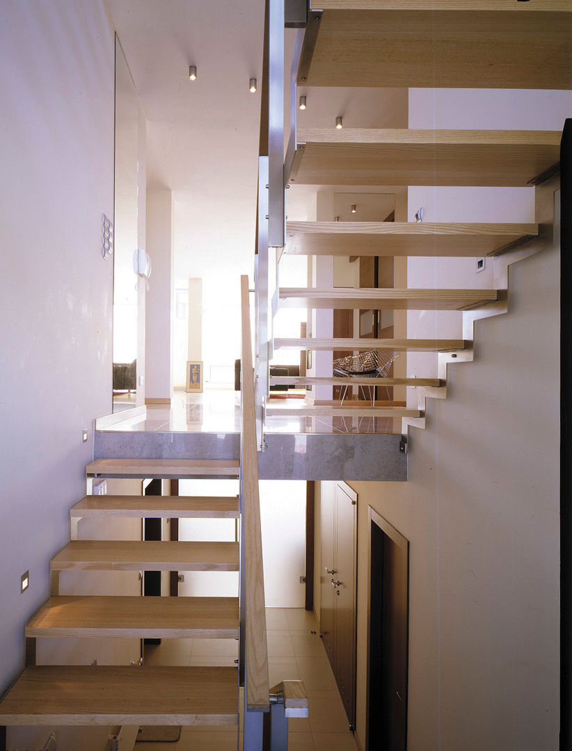 dom jednorodzinny na ul. Balickiej w Krakowie, Atelier Loegler Architekci Atelier Loegler Architekci Modern Corridor, Hallway and Staircase
