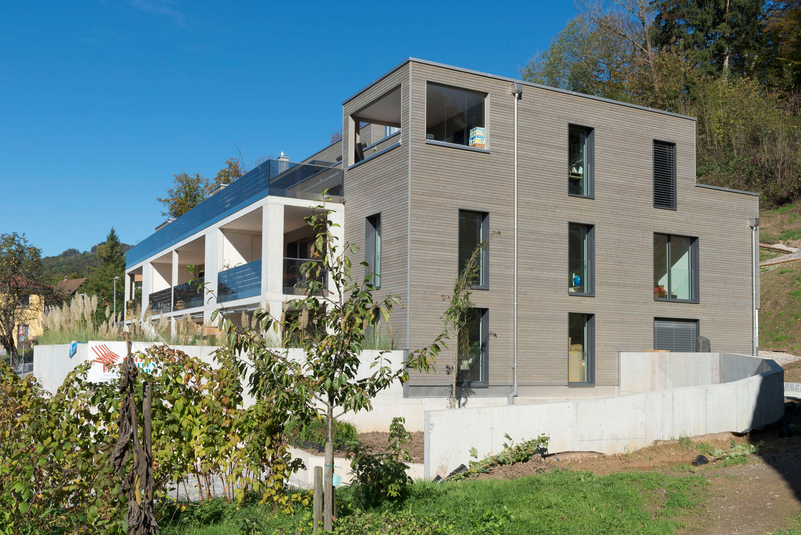 Wohnen im Minergie-P-Eco Haus, Honegger Architekt AG Honegger Architekt AG Casas modernas