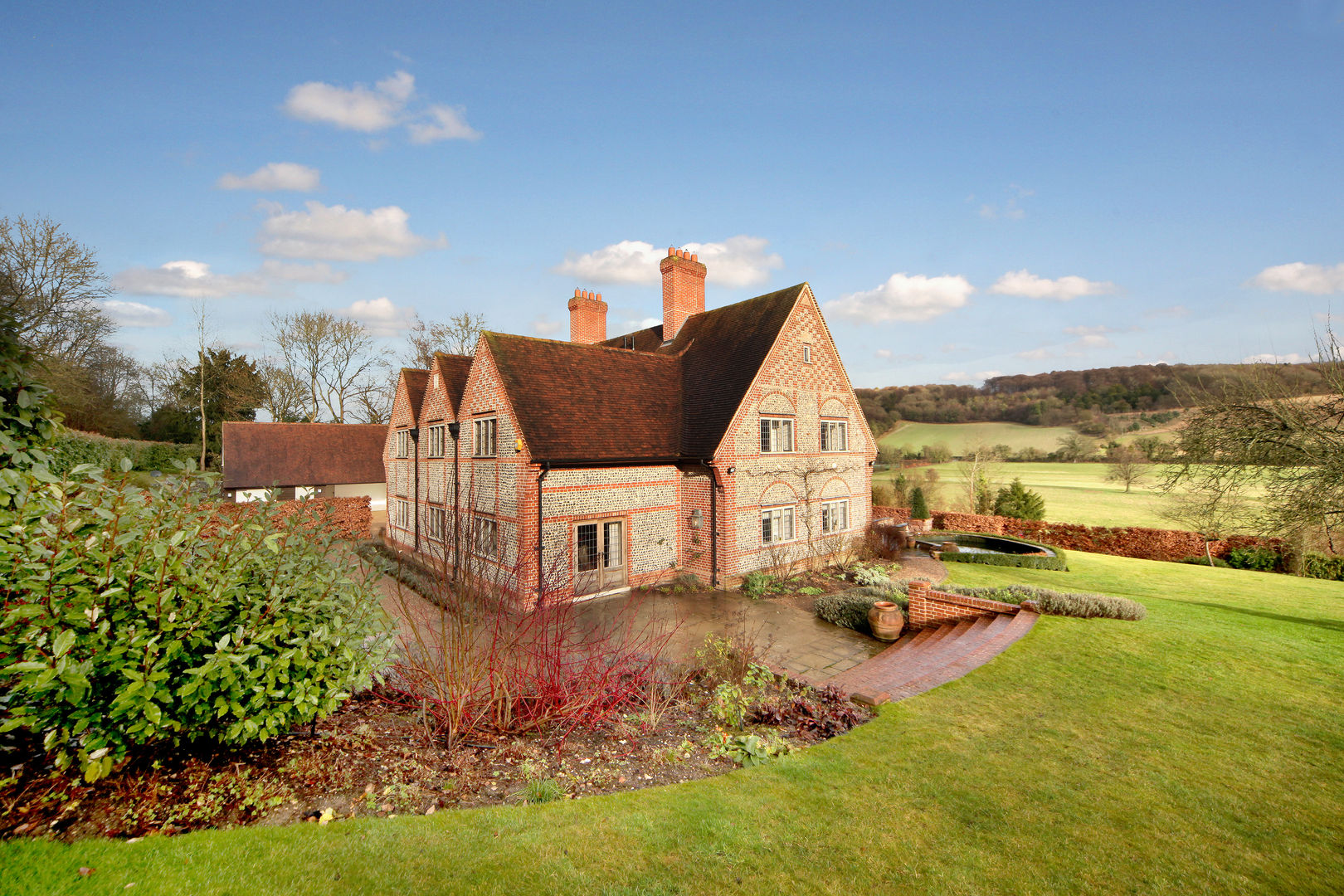 The Old Museum, Garrett McKee Architects Garrett McKee Architects Country style houses