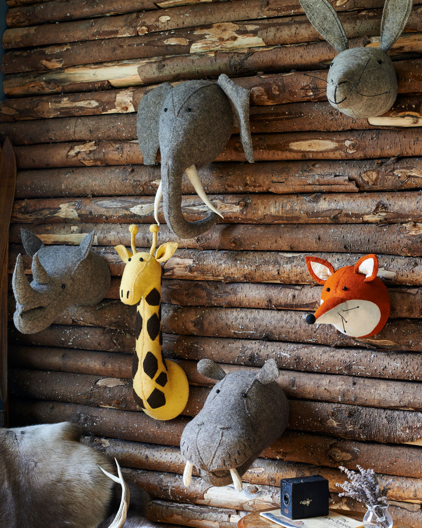 Stuffed felt animal heads -Rhino,Giraffe,Rabbit,Hippo.Rhino and Fox. homify モダンデザインの 子供部屋 アクセサリー＆デコレーション