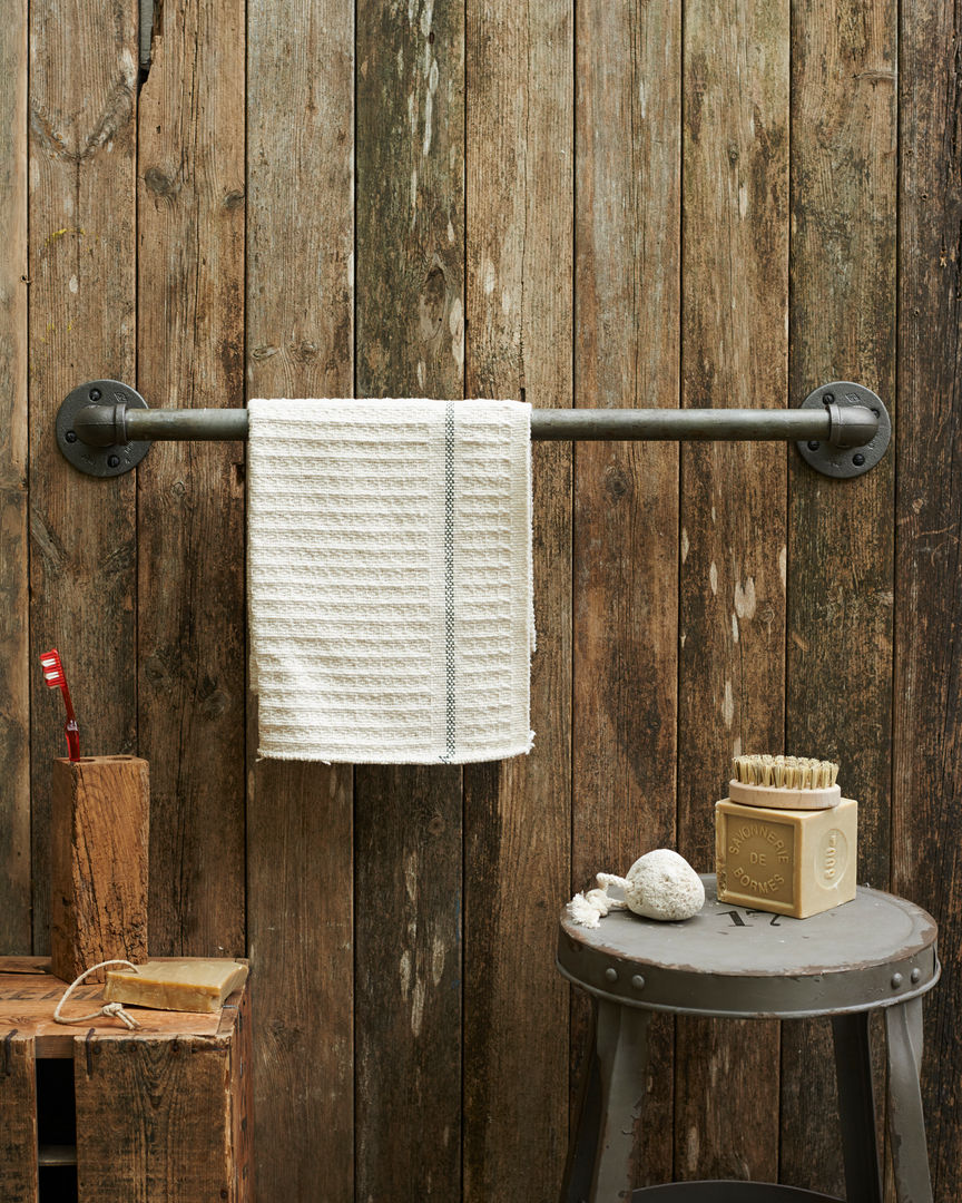 Recycled industrial towel rail [Standard] brush64 Nhà phong cách công nghiệp Homewares