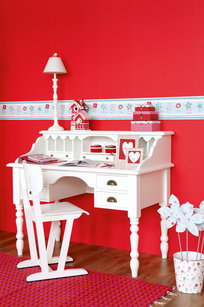 Cenefa Floral homify Cuartos infantiles de estilo clásico