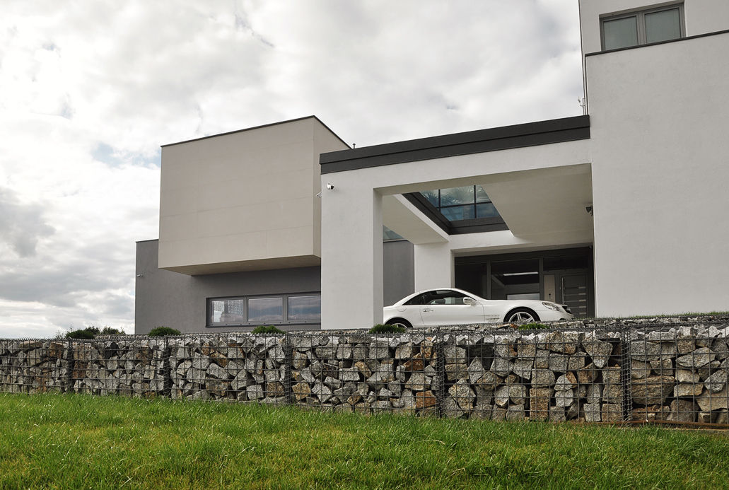 DOM ZI, MACIEJ JANECZEK ARCHITEKT MACIEJ JANECZEK ARCHITEKT Modern home