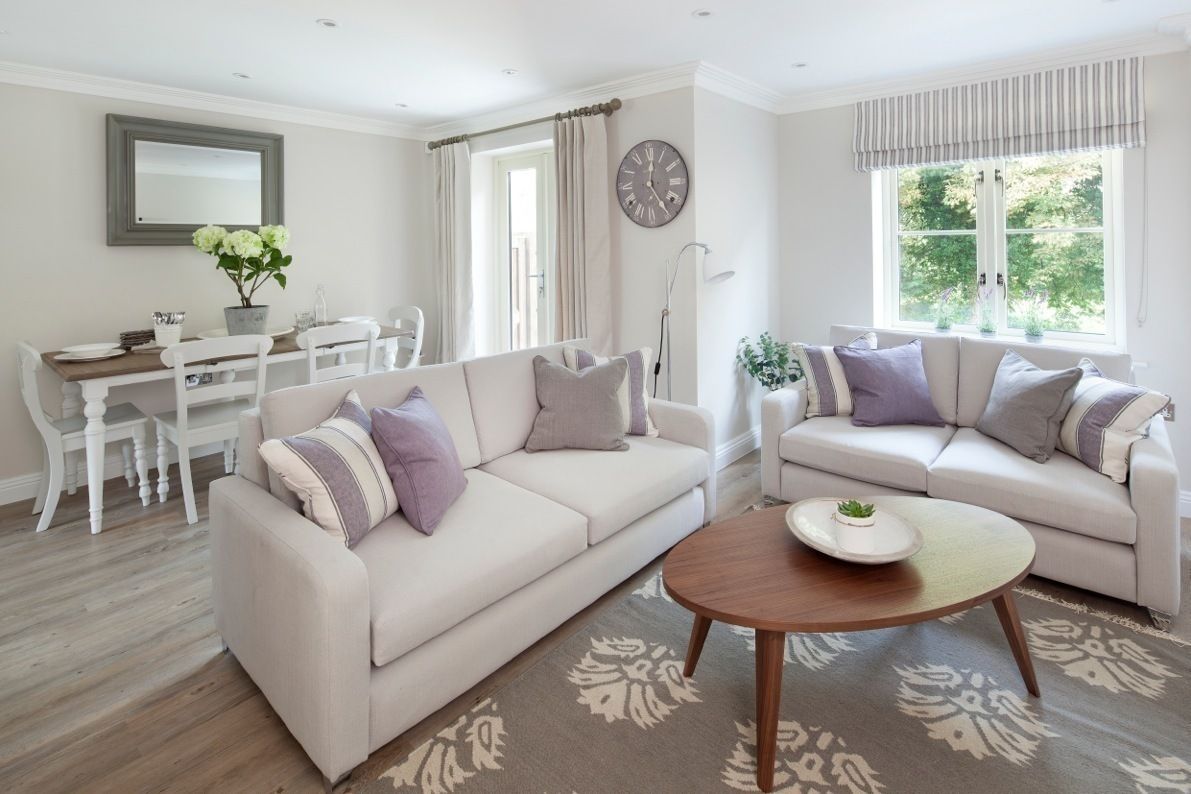 Cotswold Cottage Emma & Eve Interior Design Ltd Salas de estar modernas