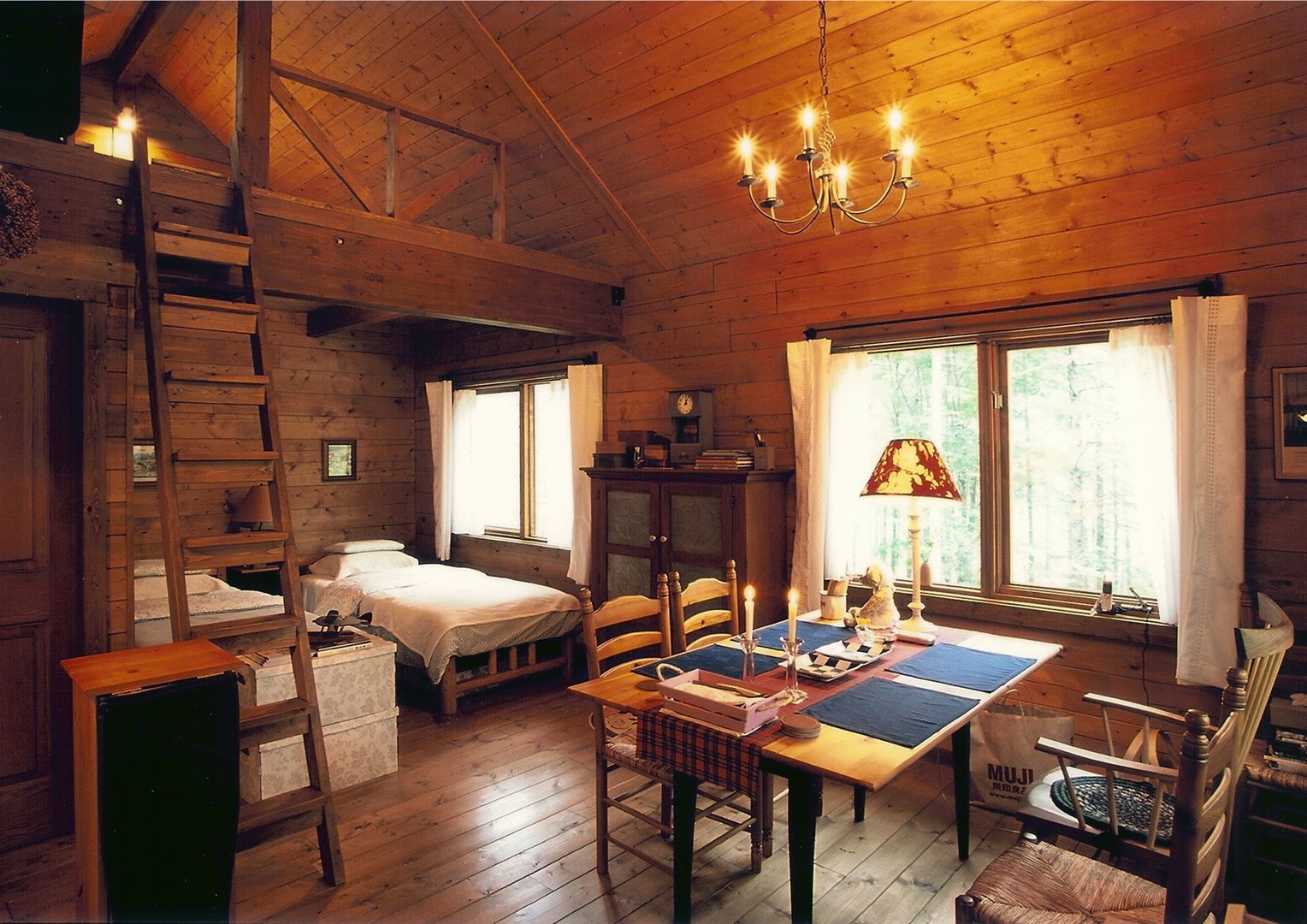 Small Cottage at Mt.Yatsugatake, Japan, Cottage Style / コテージスタイル Cottage Style / コテージスタイル Country style living room