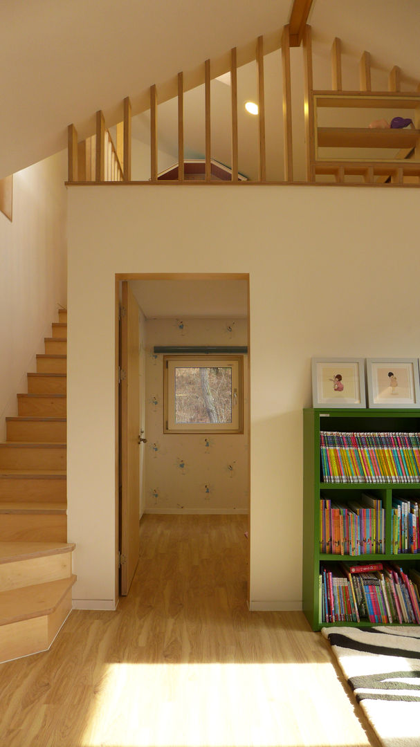 은하수가 (Eunhasoo House), 삼간일목 (Samganilmok) 삼간일목 (Samganilmok) Nursery/kid’s room