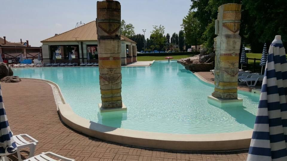 Gardaland Waterpark, mav piscine srl mav piscine srl Nowoczesny basen