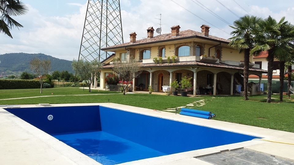 Rivestimento Piscina Privata, mav piscine srl mav piscine srl 泳池