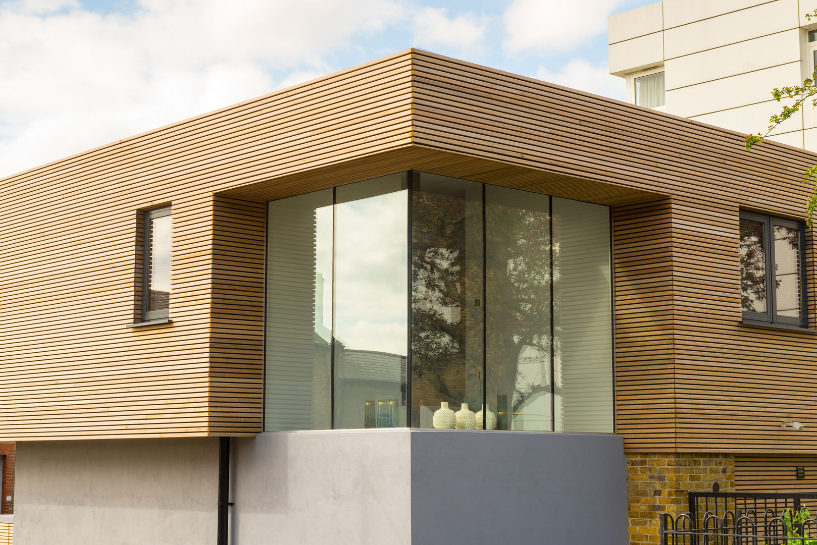 ​ Corner staircase glazed lantern. The Chase Architecture Nhà