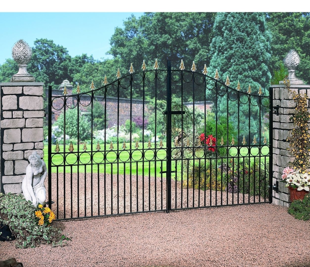 Royal Talisman Cannock Gates Ltd Vườn phong cách kinh điển
