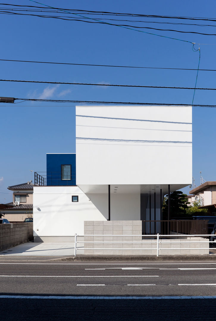 街道の家, 松本匡弘建築設計事務所 松本匡弘建築設計事務所 Casas modernas: Ideas, diseños y decoración