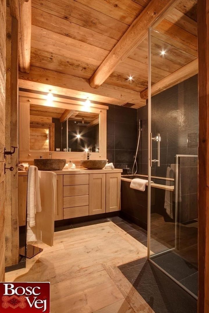 Chalet Excelsior w Crans Montana w Szwajcarii, Bosc Vej s.r.l. Bosc Vej s.r.l. Salle de bain rustique