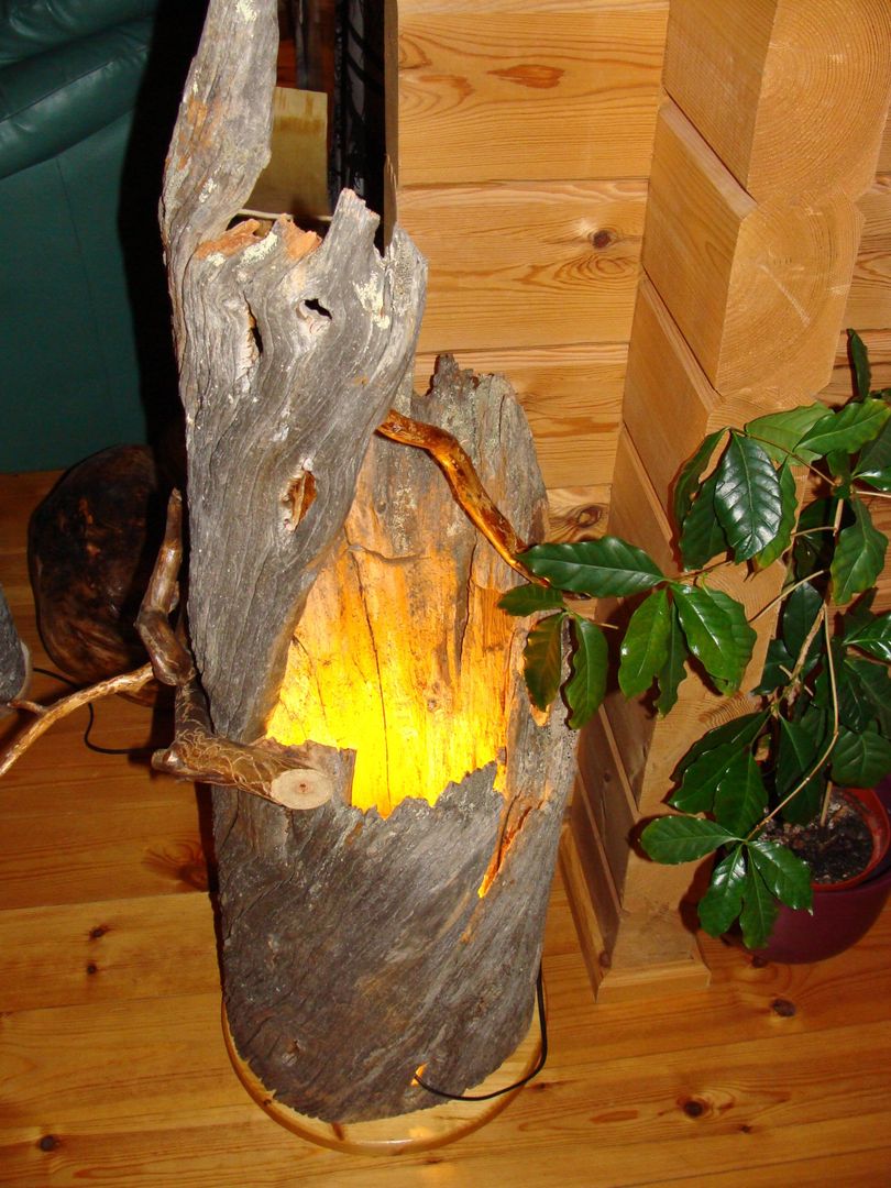 Holzlampe-wunderschöne Polarlampe homify Skandinavische Wohnzimmer Holz Holznachbildung Lampen,Beleuchtung,Holzlampe,Holz,Holzarbeit,nordisch,skandinavisch,Finnland,Lappland,Blockhaus,Bodenlampe,Beleuchtung