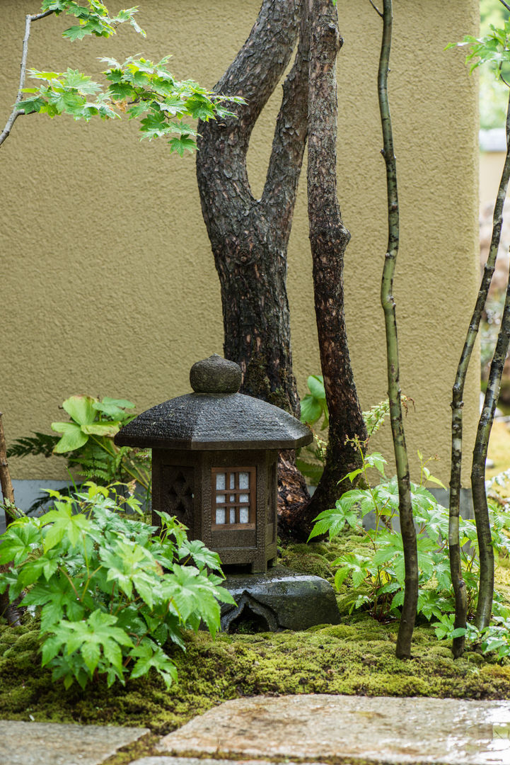 山口県山口市 U邸, 株式会社近江庭園 株式会社近江庭園 Jardines de estilo moderno