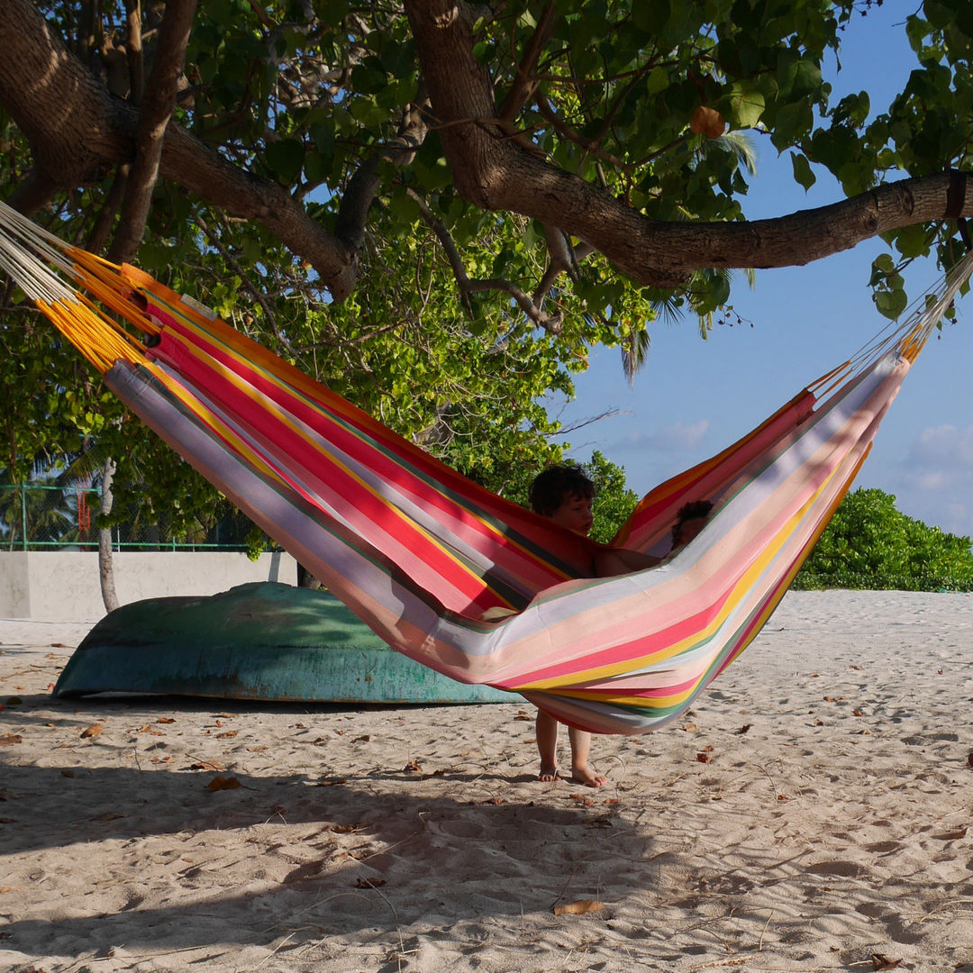 Family Size Weatherproof Hammock - Rainbow Emilyhannah Ltd Tropikal Bahçe Mobilyalar