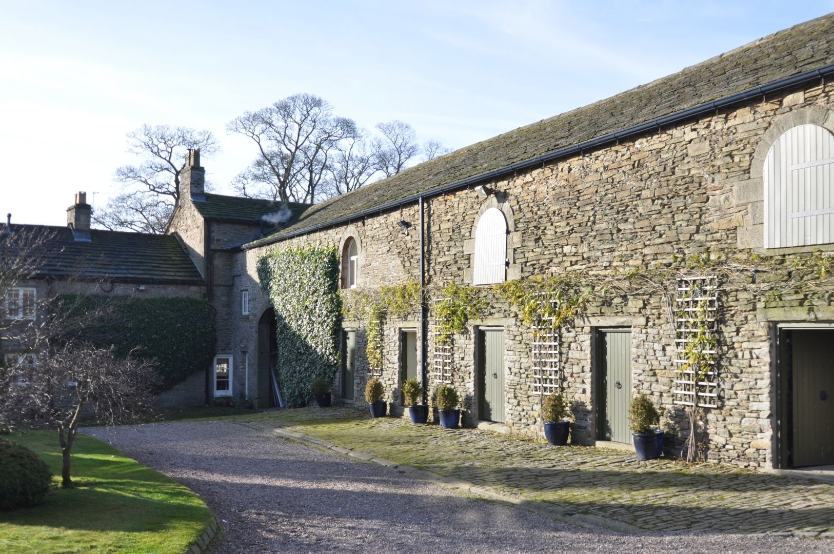 BIRCHENCLIFFE FARM E2 Architecture + Interiors Maisons rurales