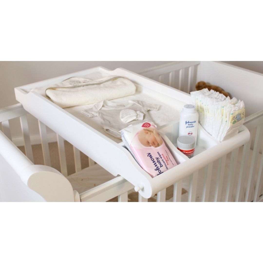 Bonsoni Nutkin Cot-Top Baby Changer homify Nursery/kid’s room Accessories & decoration