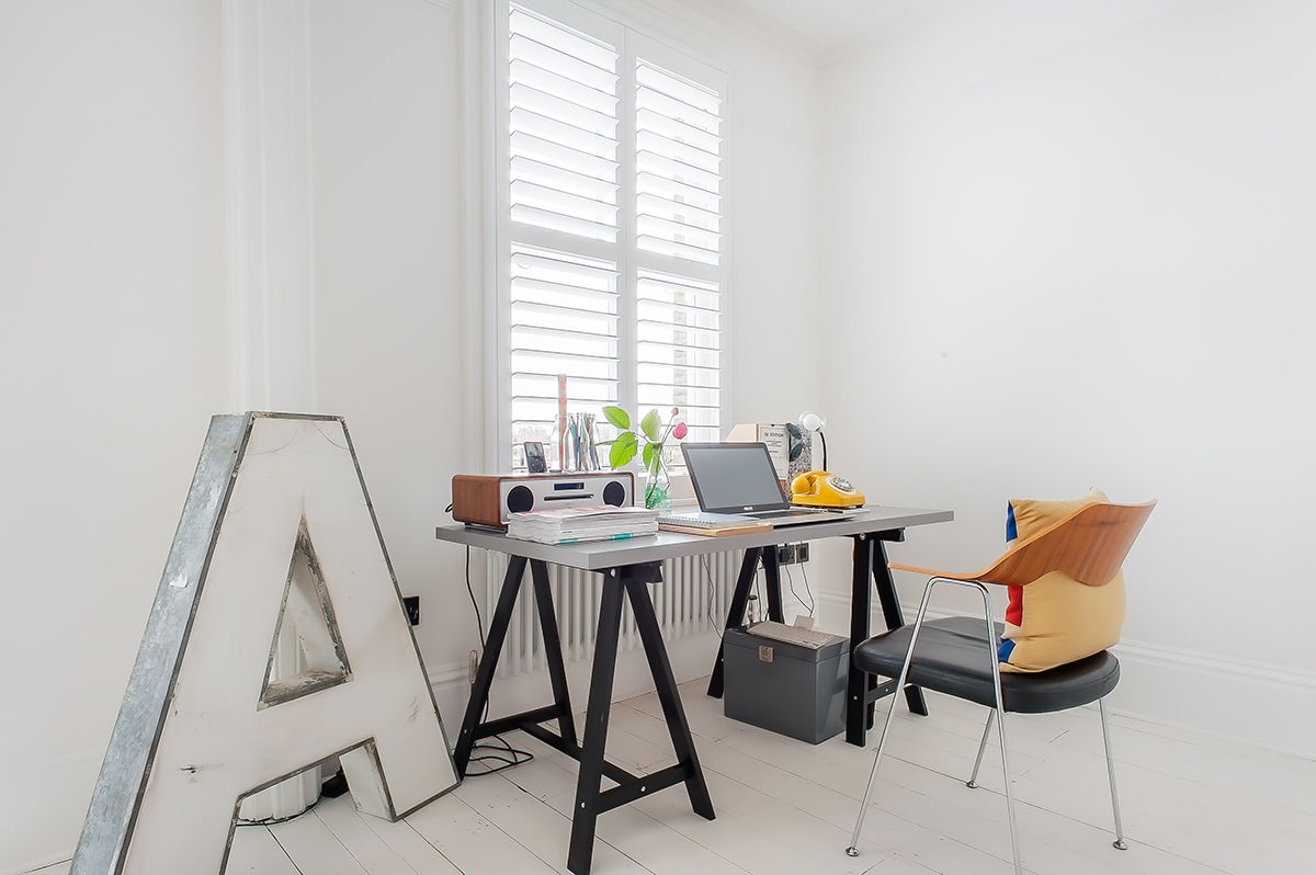 Full House Renovation with Crittall Extension, London, HollandGreen HollandGreen Eclectische studeerkamer