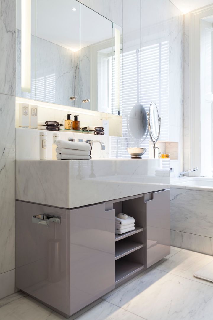 Vanity Unit Ligneous Designs Modern bathroom Storage